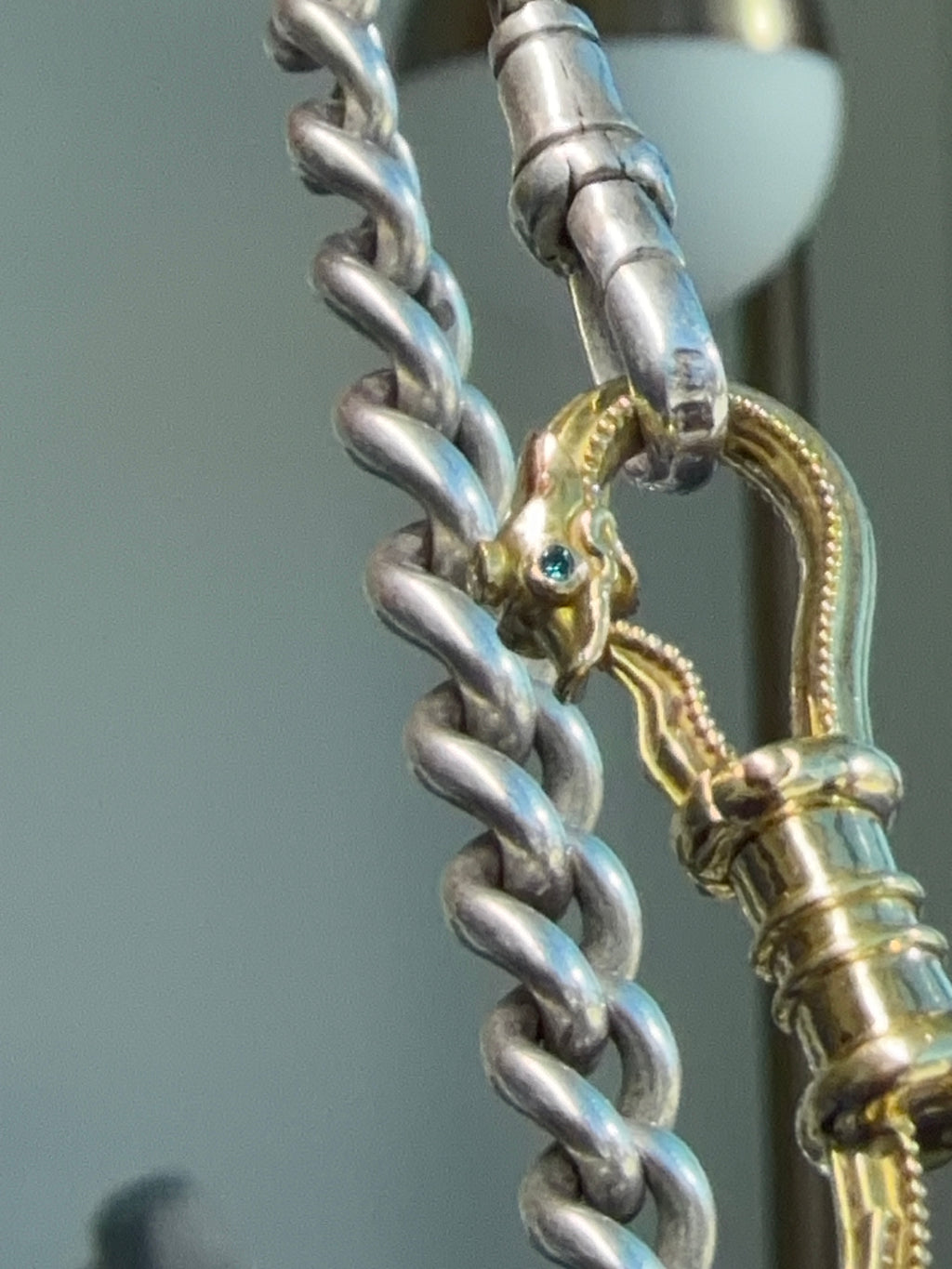 18K DOUBLE OUROBOROS CONNECTOR — WHITE & BLUE DIAMONDS