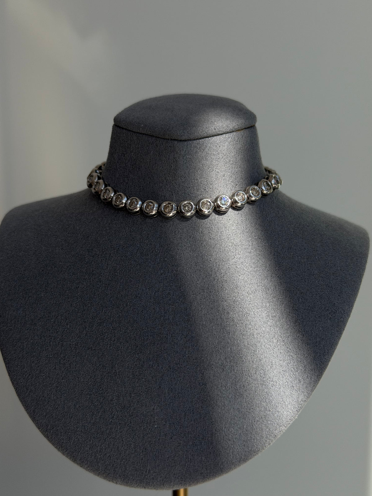 18K WHITE GOLD TENNIS BRACELET 7 1/4”