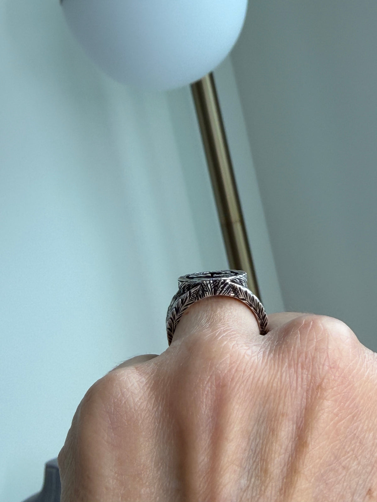 GUCCI STERLING SILVER INTERLOCKING G RING