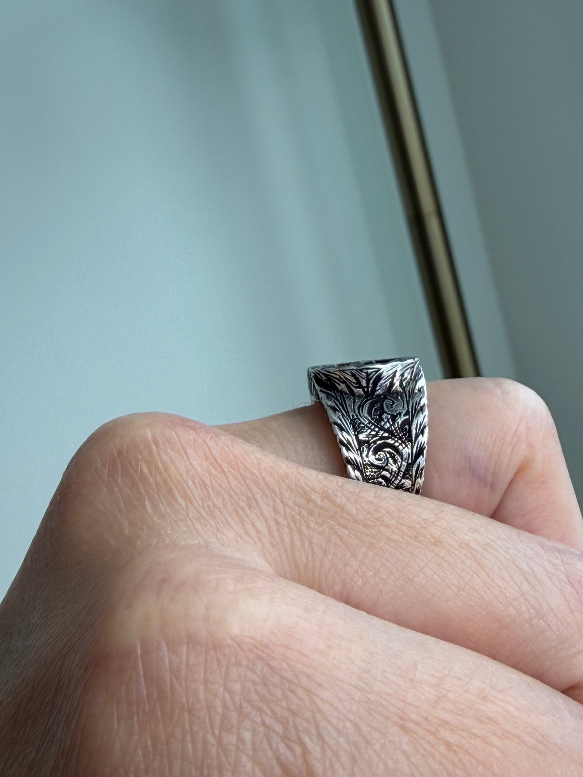 GUCCI STERLING SILVER INTERLOCKING G RING