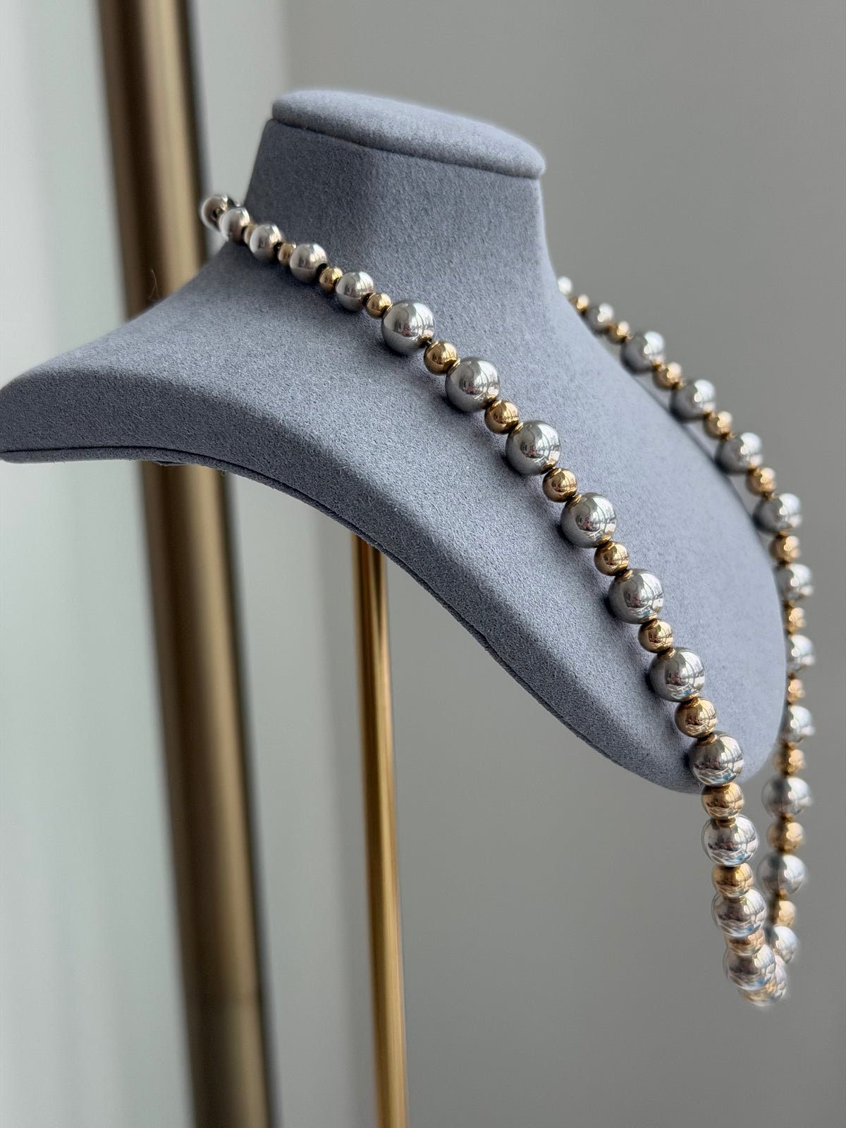 VINTAGE STERLING SILVER GRADUATED BALL CHAIN