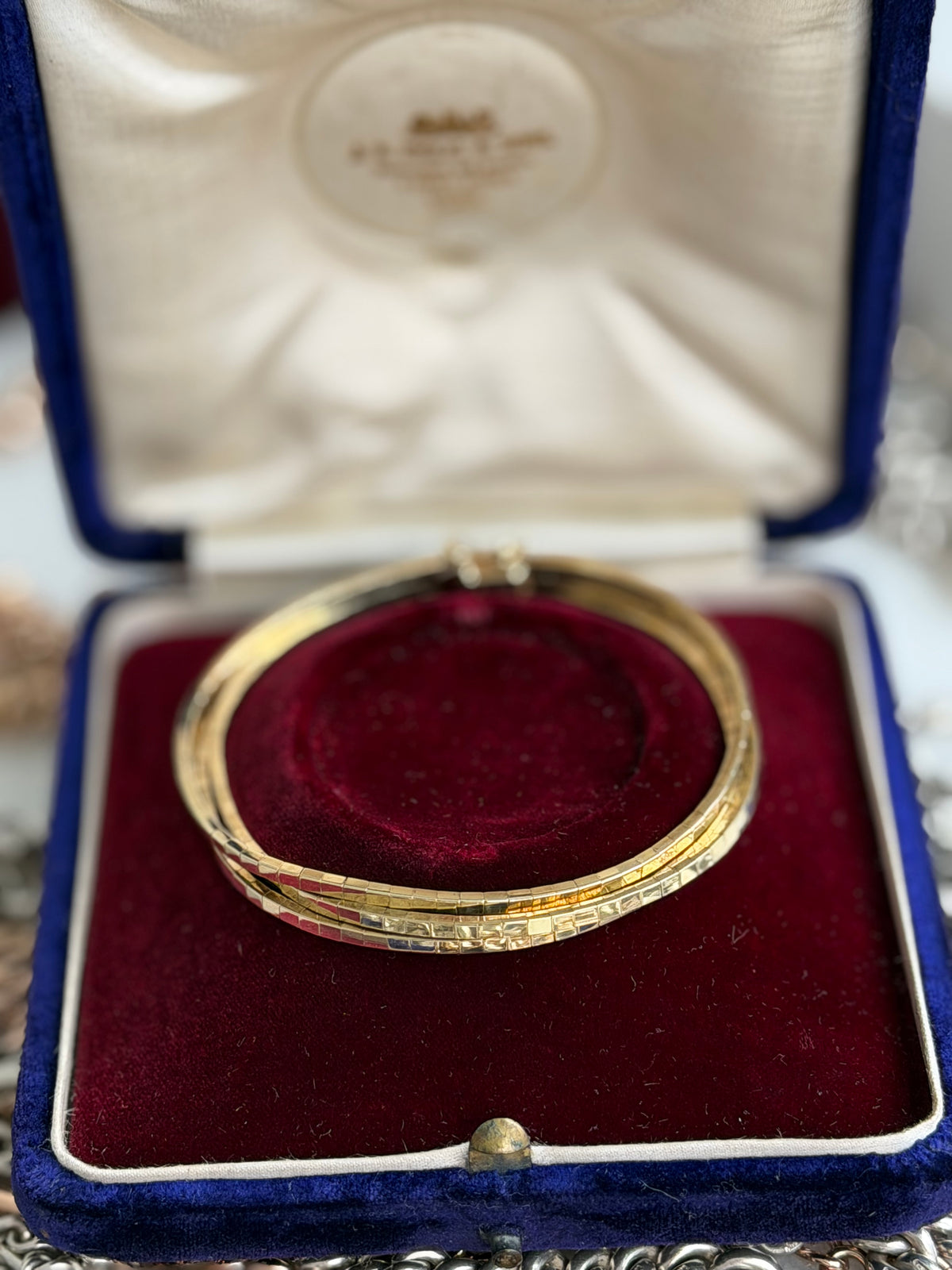 VINTAGE UNOAERRE 14K TRIPLE-ROW OMEGA BRACELET