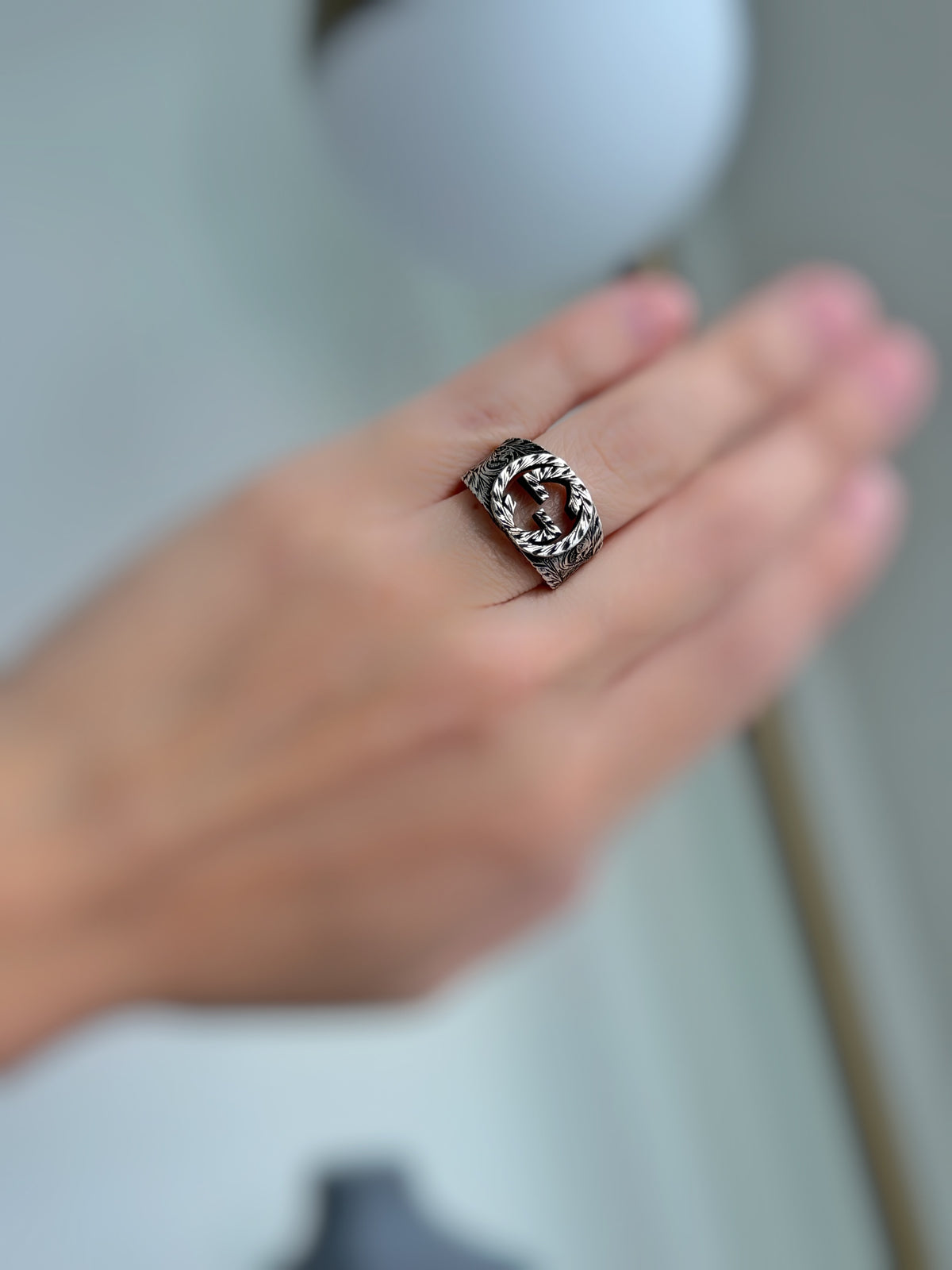 GUCCI STERLING SILVER INTERLOCKING G RING