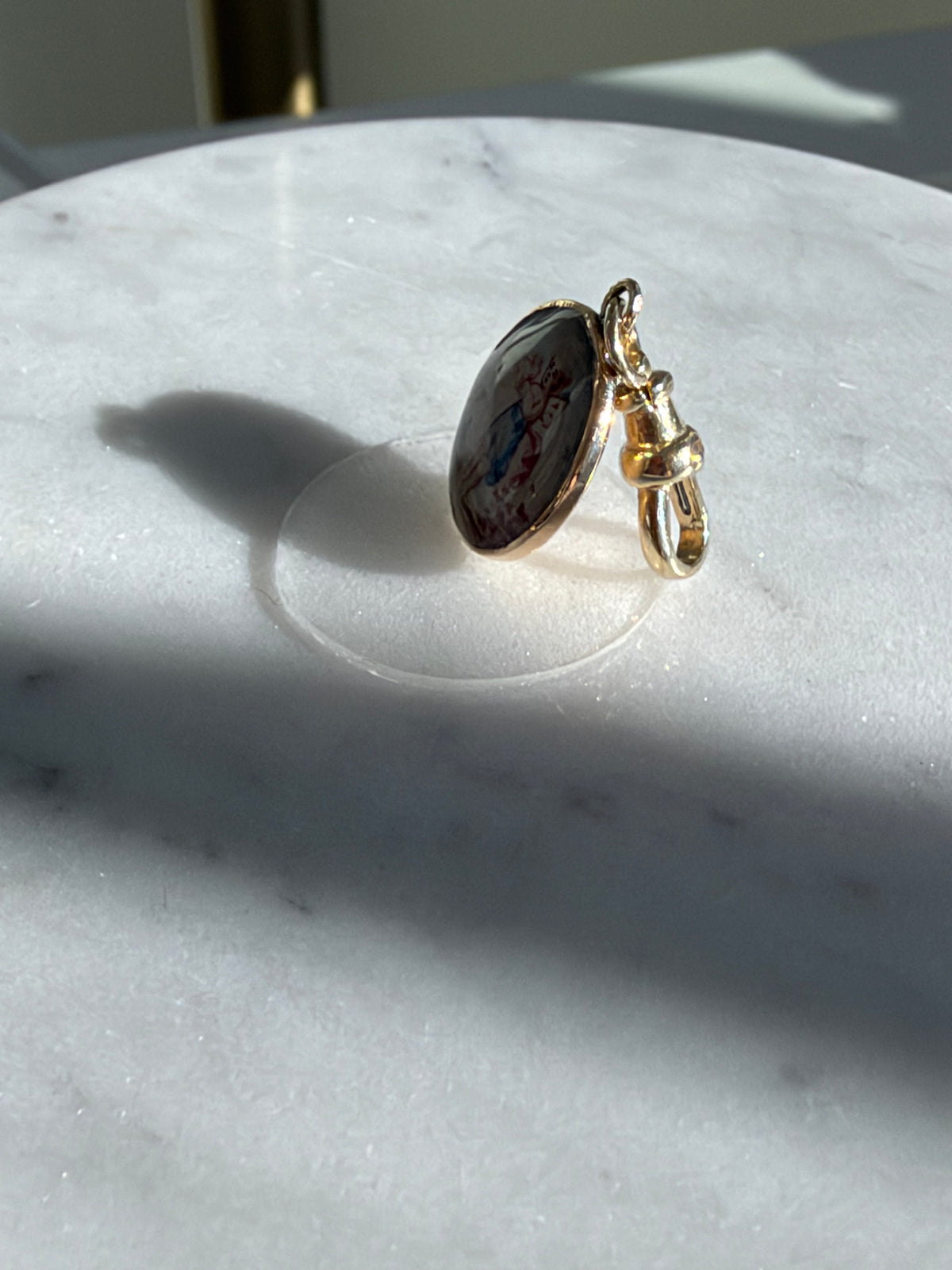 ANTIQUE 14K GOLD HAND-PAINTED ENAMEL CHERUB + 9CT GOLD SWIVEL DOG CLIP. Pendant