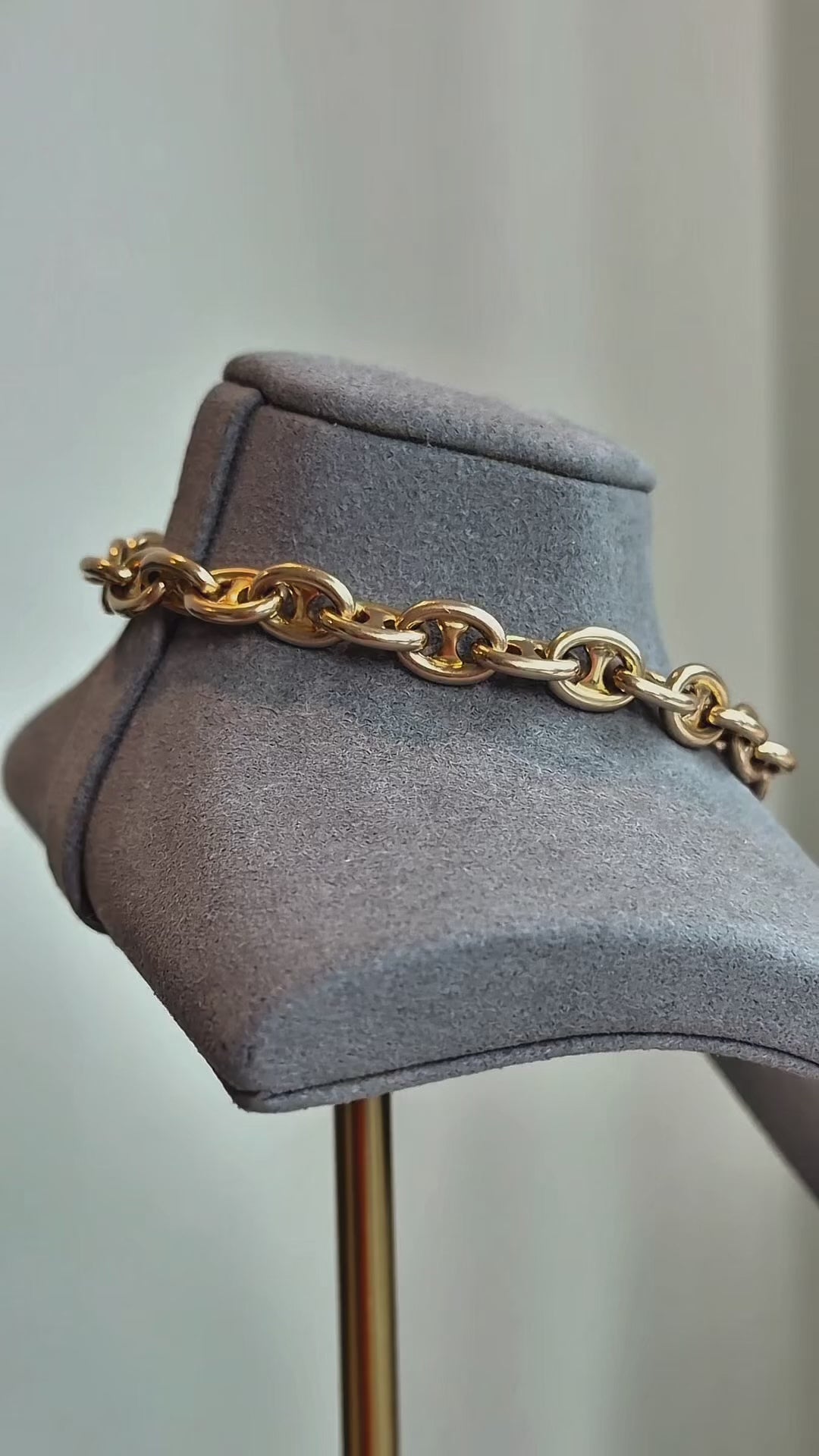 Vintage 14K Solid Gold Mariner Bracelet with Oversized Swivel Dog Clip – 28.65g